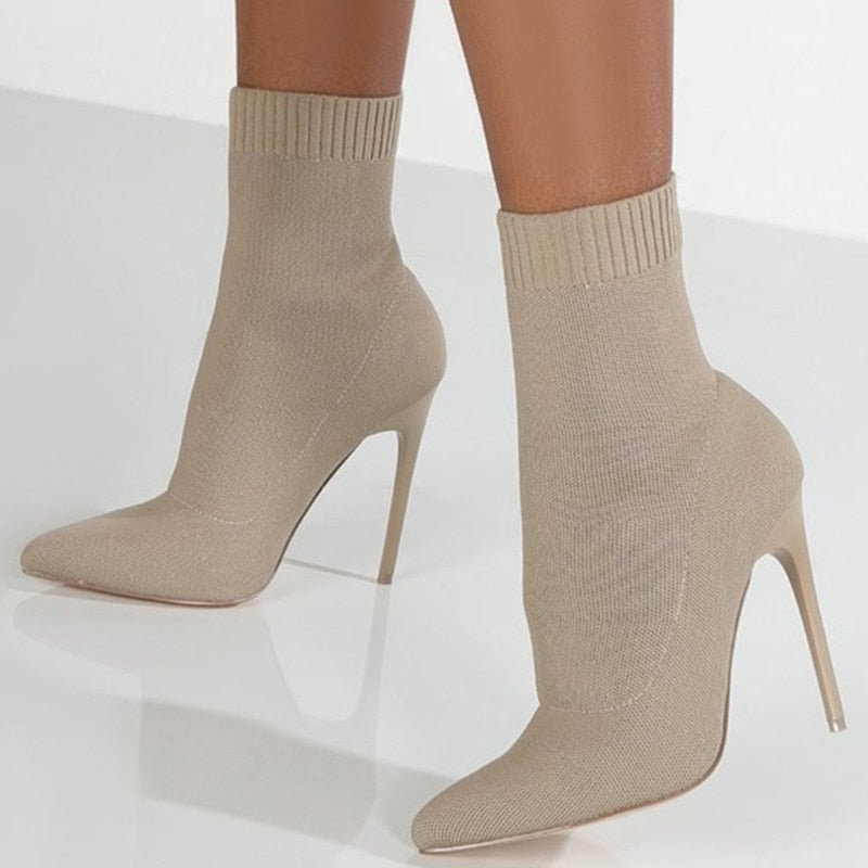 Chic Orthopedic Heels with Unique Design