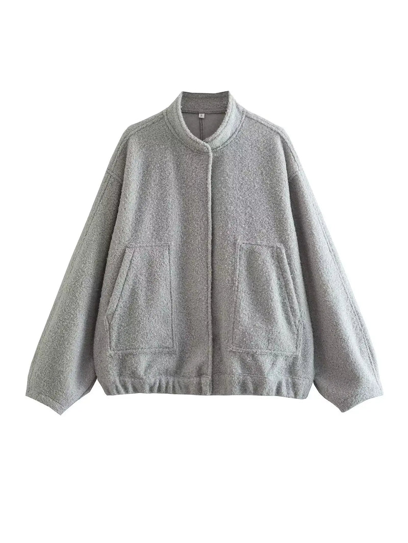 Well Tailored Jacket with a Graceful Silhouette