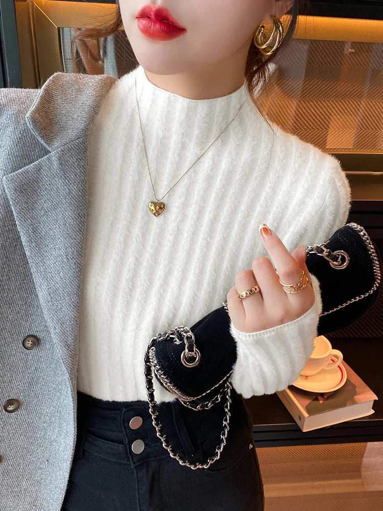 Beautifully Crafted Sweater in a Classic Style