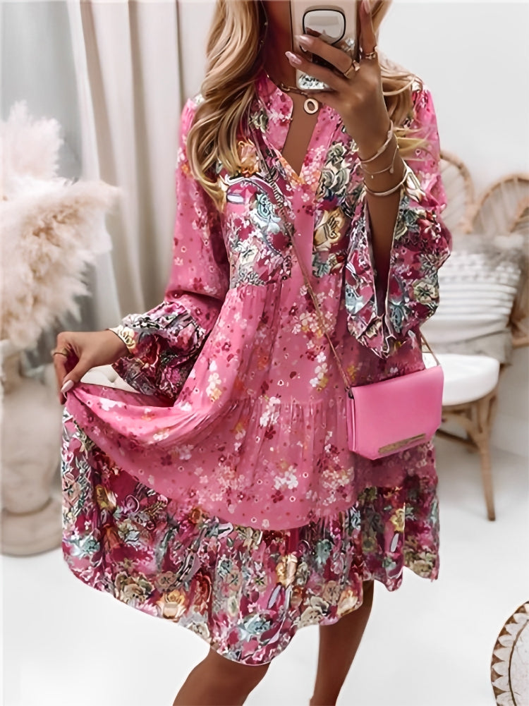 Classic Vintage Dress with a Flattering Fit