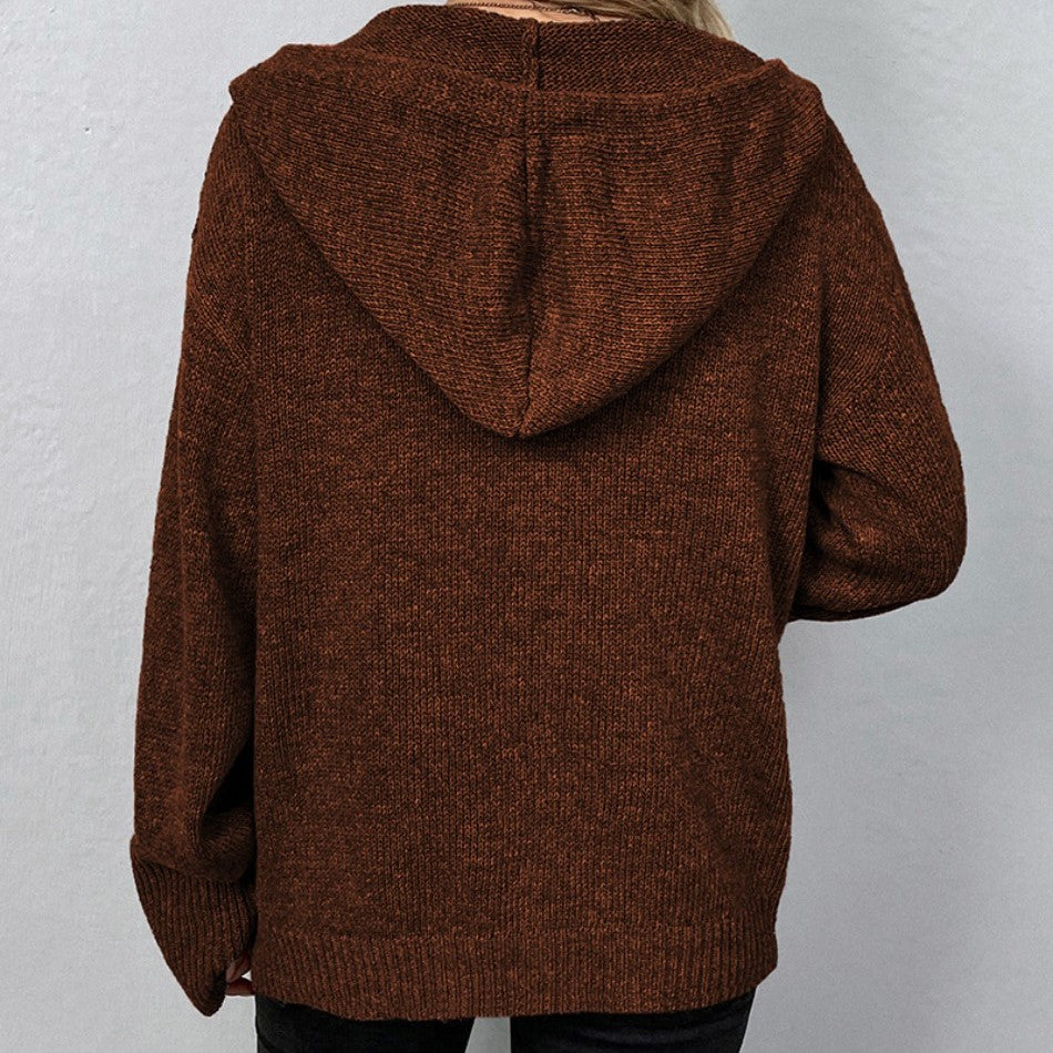 Well Tailored Sweater with a Graceful Silhouette