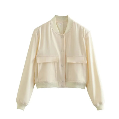 Well Tailored Jacket with a Graceful Silhouette