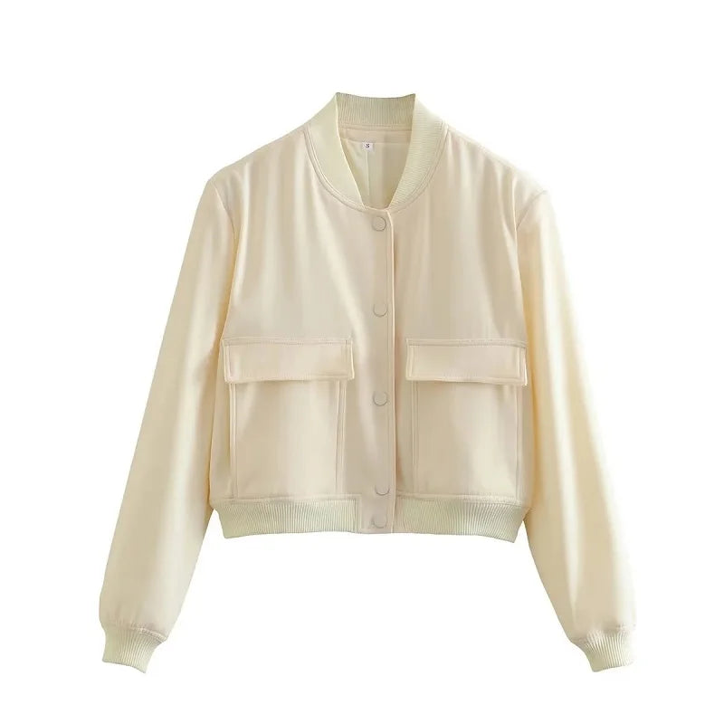 Well Tailored Jacket with a Graceful Silhouette