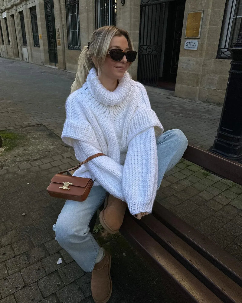 Well Tailored Sweater with a Graceful Silhouette