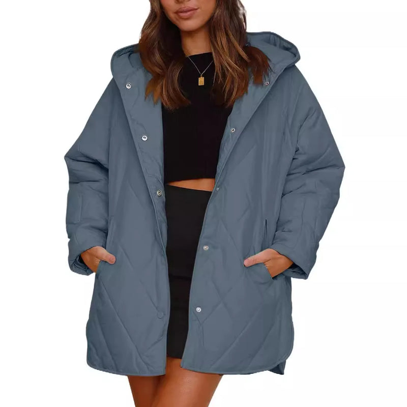 Well Tailored Coat with a Graceful Silhouette