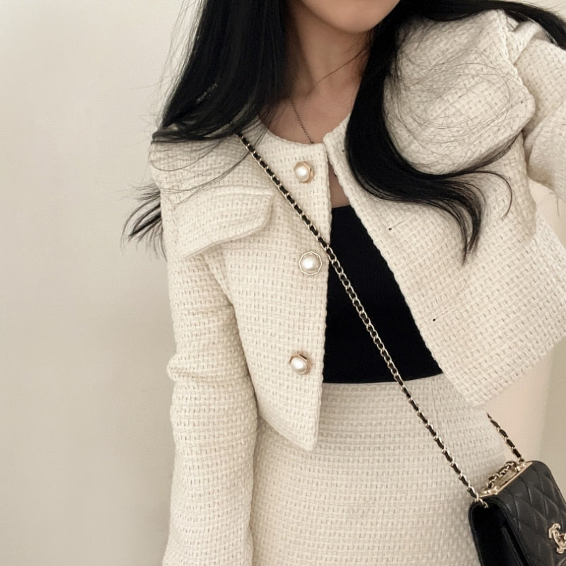 Sophisticated Garment with a Clean Classic Look