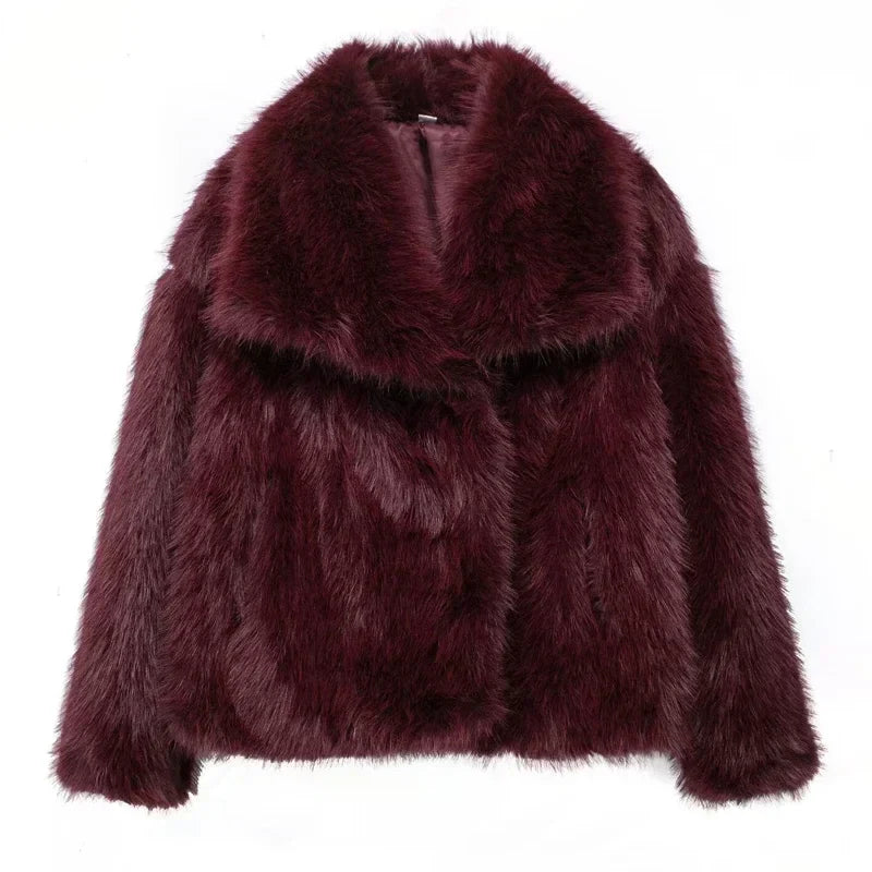 Elegantly Styled Coat for Everyday Wear