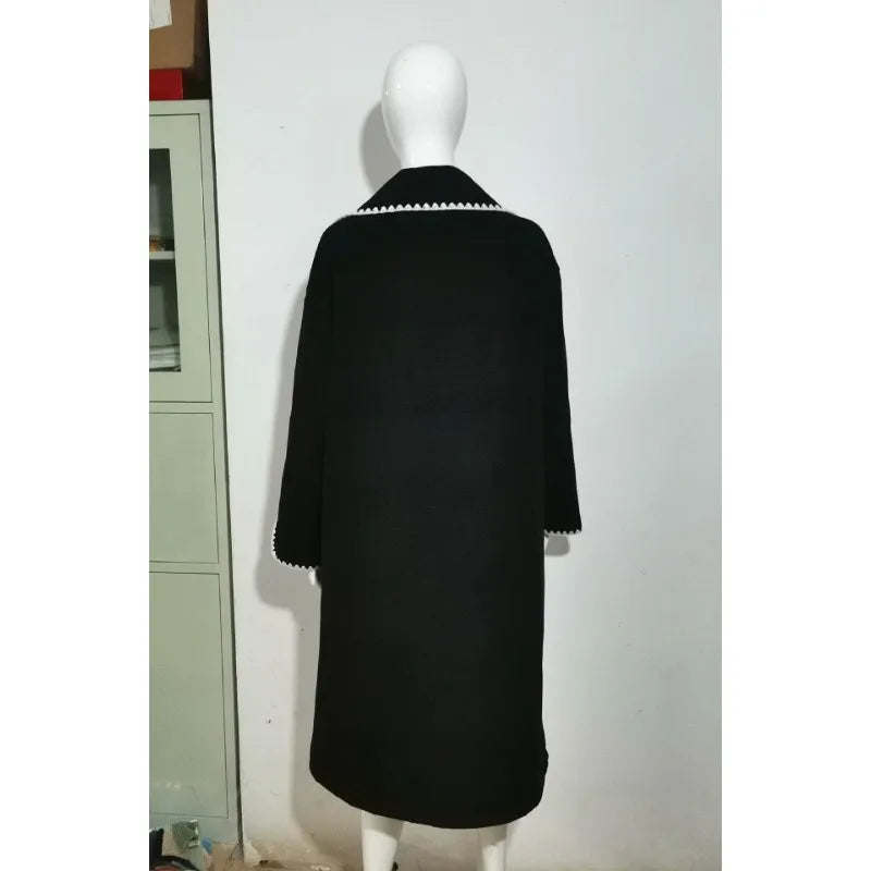 Sophisticated Coat with a Clean Classic Look