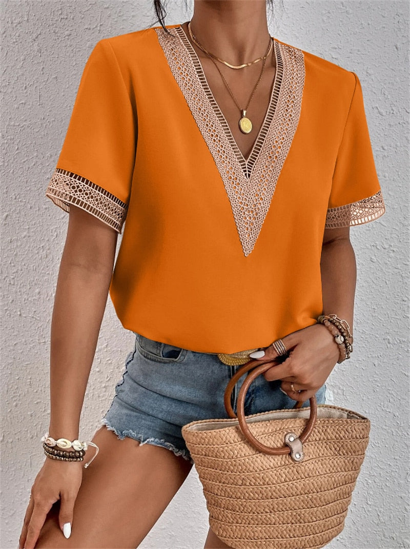 Elegantly Styled Blouse for Everyday Wear