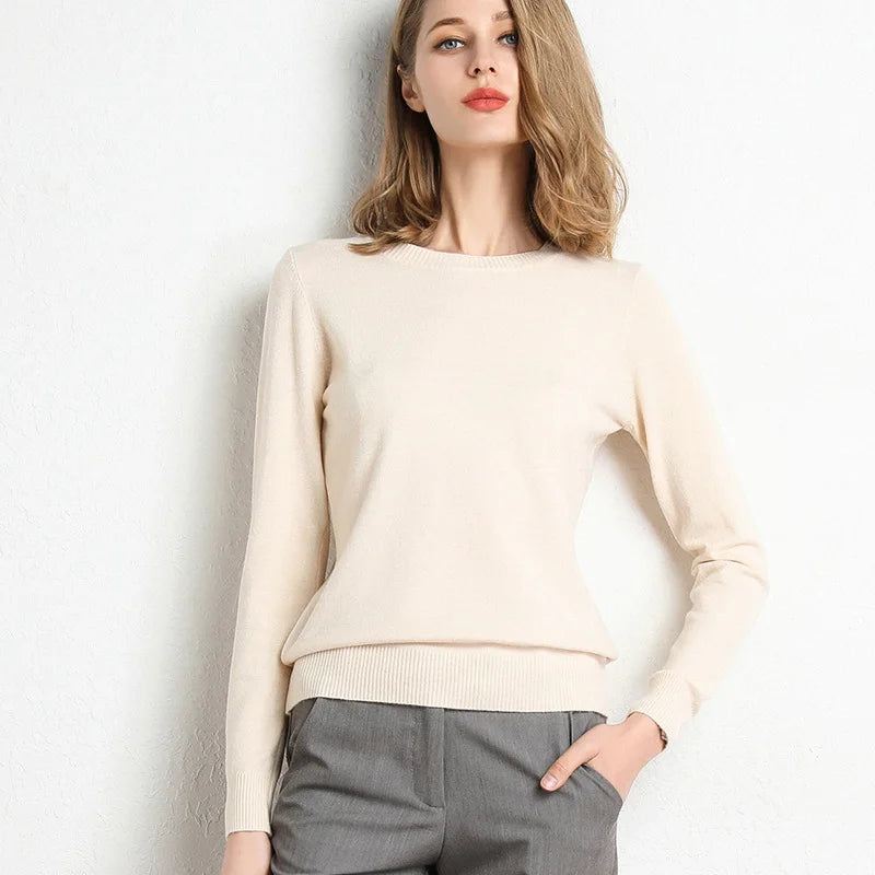 Elegantly Styled Pullover for Everyday Wear