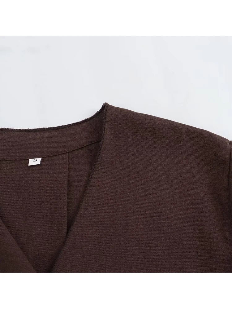 Gracefully Styled Garment for Any Occasion