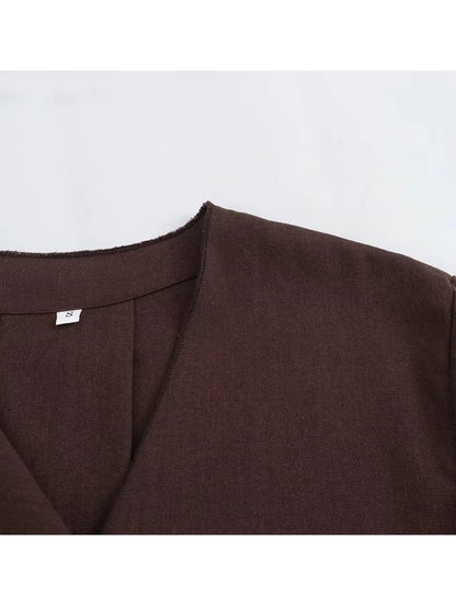 Gracefully Styled Garment for Any Occasion