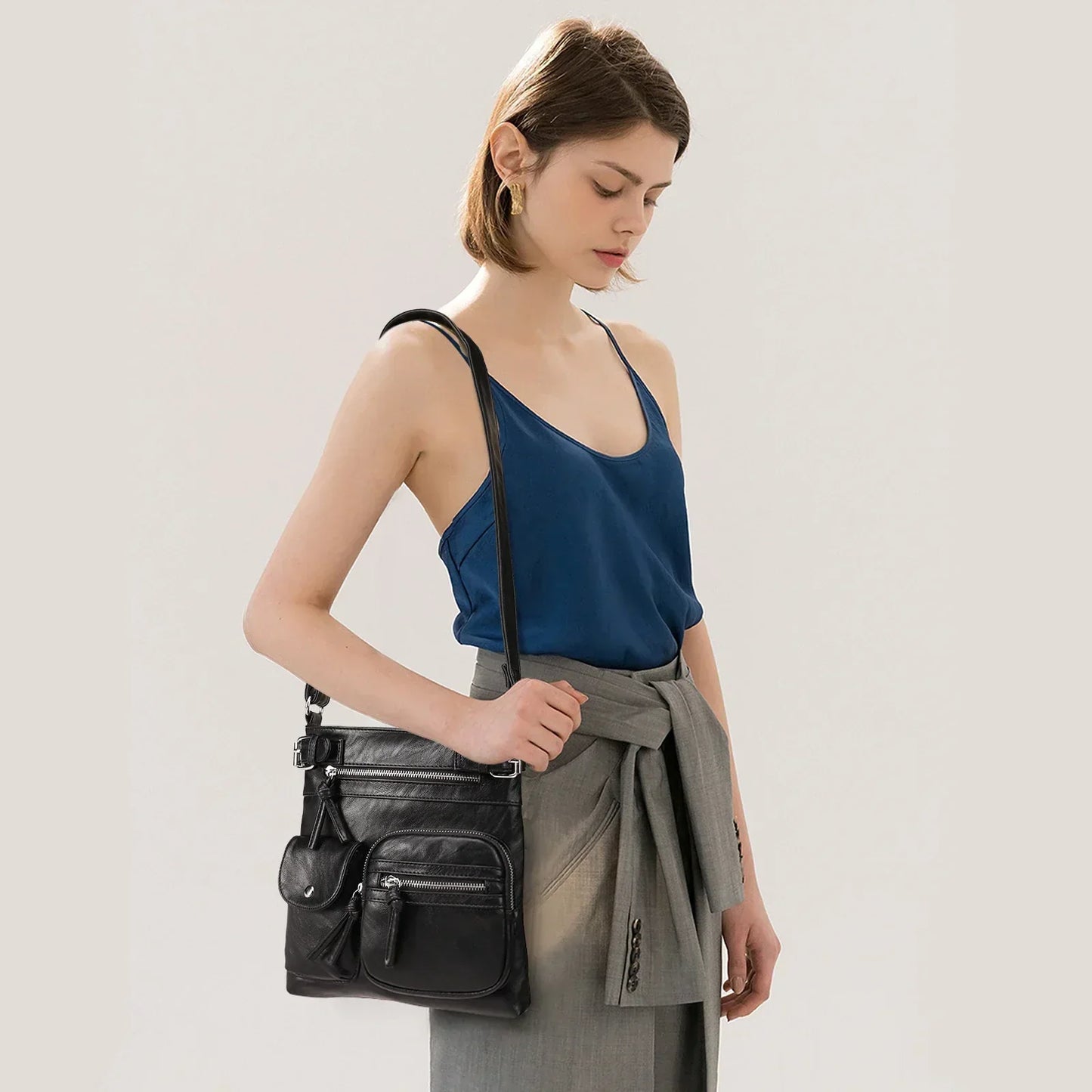 Gracefully Styled Bag for Any Occasion