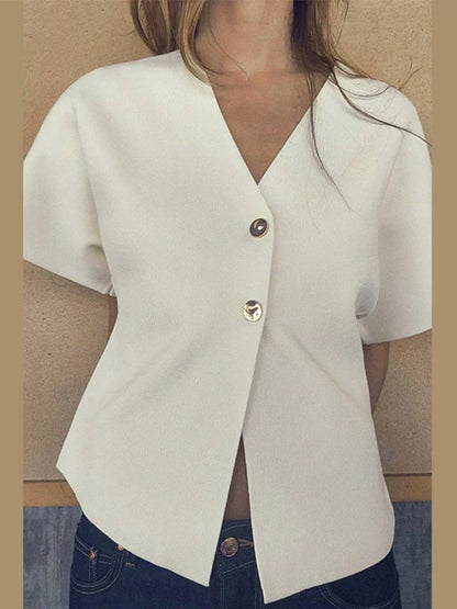 Classic Vintage Top with a Flattering Fit