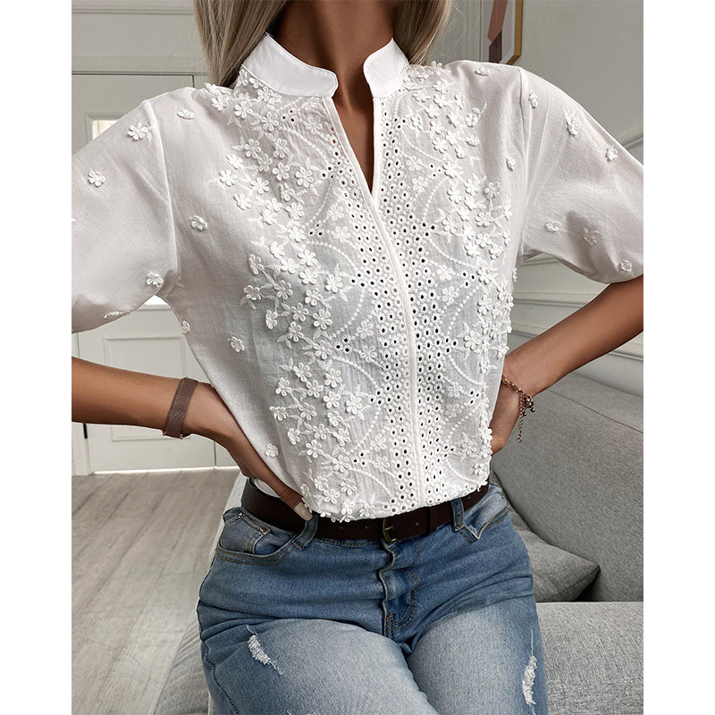 Well Tailored Blouse with a Graceful Silhouette