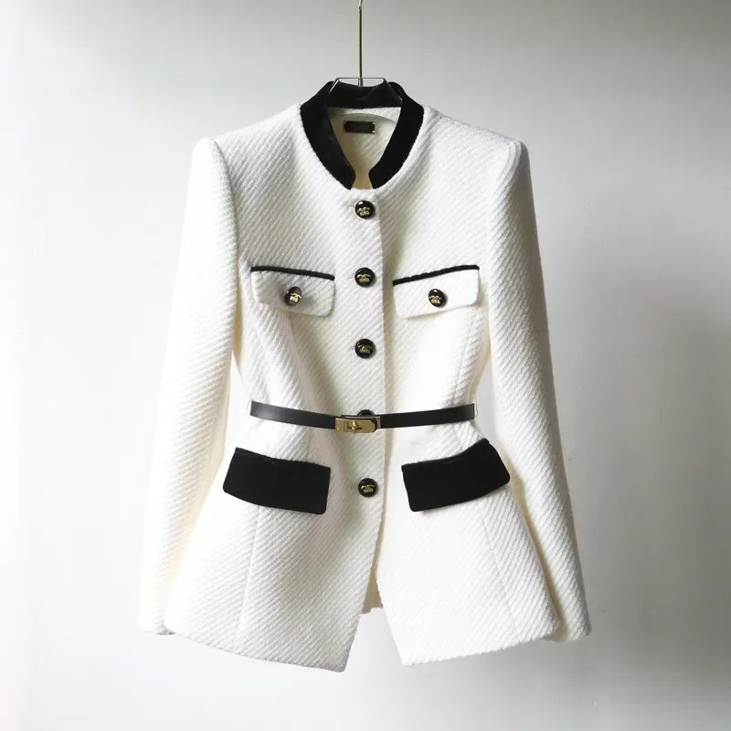 Beautifully Finished Coat in a Timeless Design