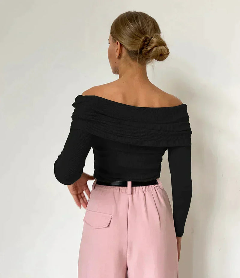 Classic Vintage Sweater with a Flattering Fit