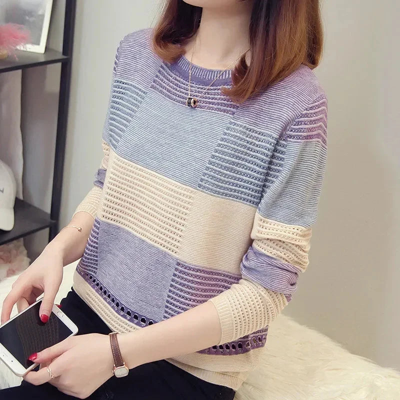 Well Tailored Sweater with a Graceful Silhouette