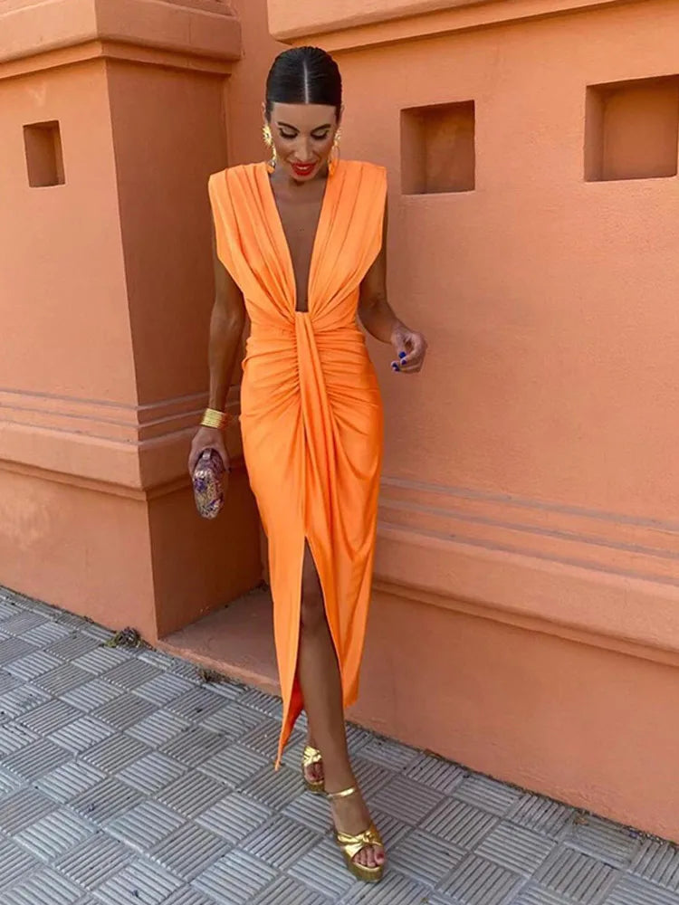 Gracefully Styled Dress for Any Occasion