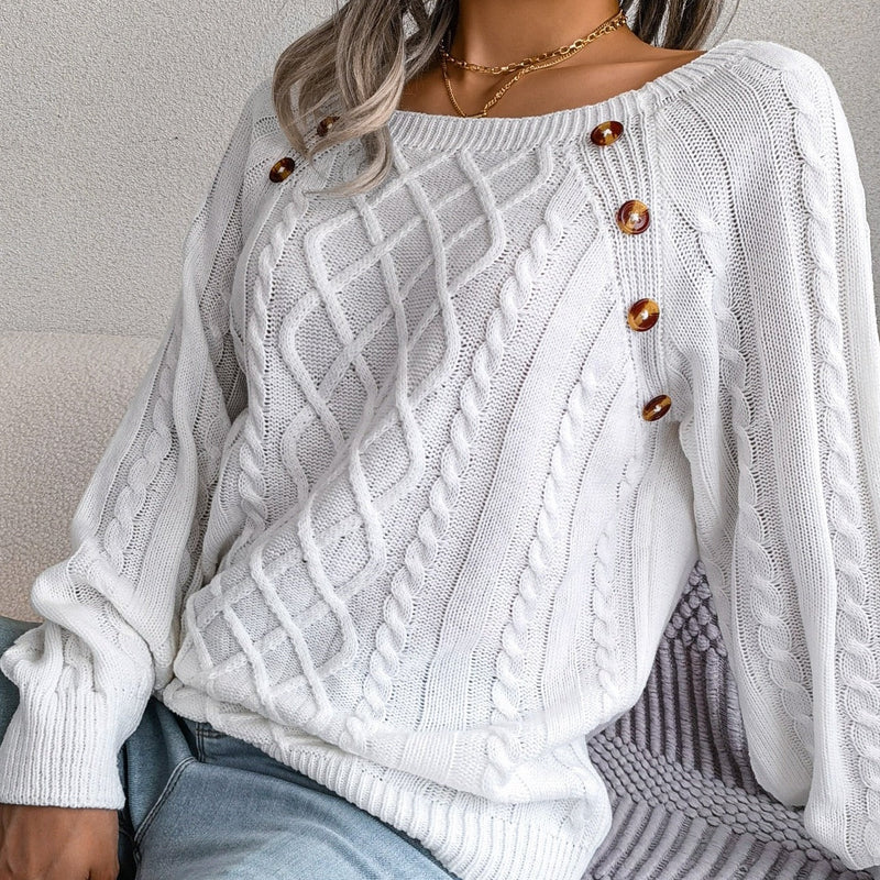 Well Tailored Sweater with a Graceful Silhouette