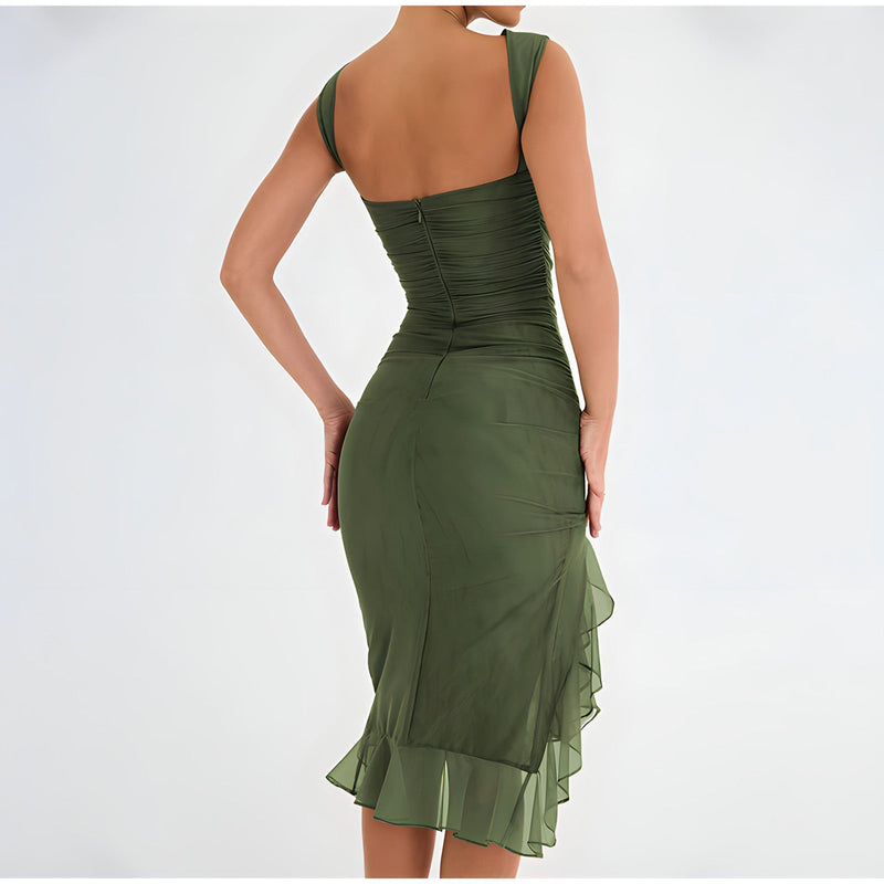 Gracefully Styled Dress for Any Occasion