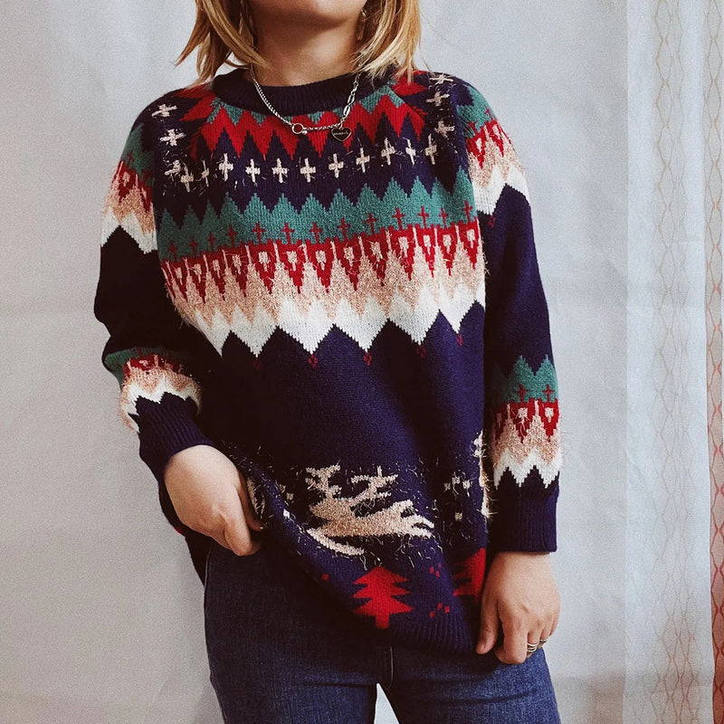 Effortlessly Elegant Sweater with a Timeless Design