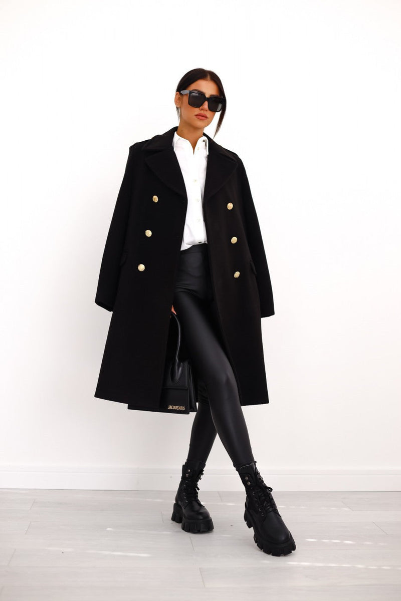 Polished Coat with an Effortless Classic Look