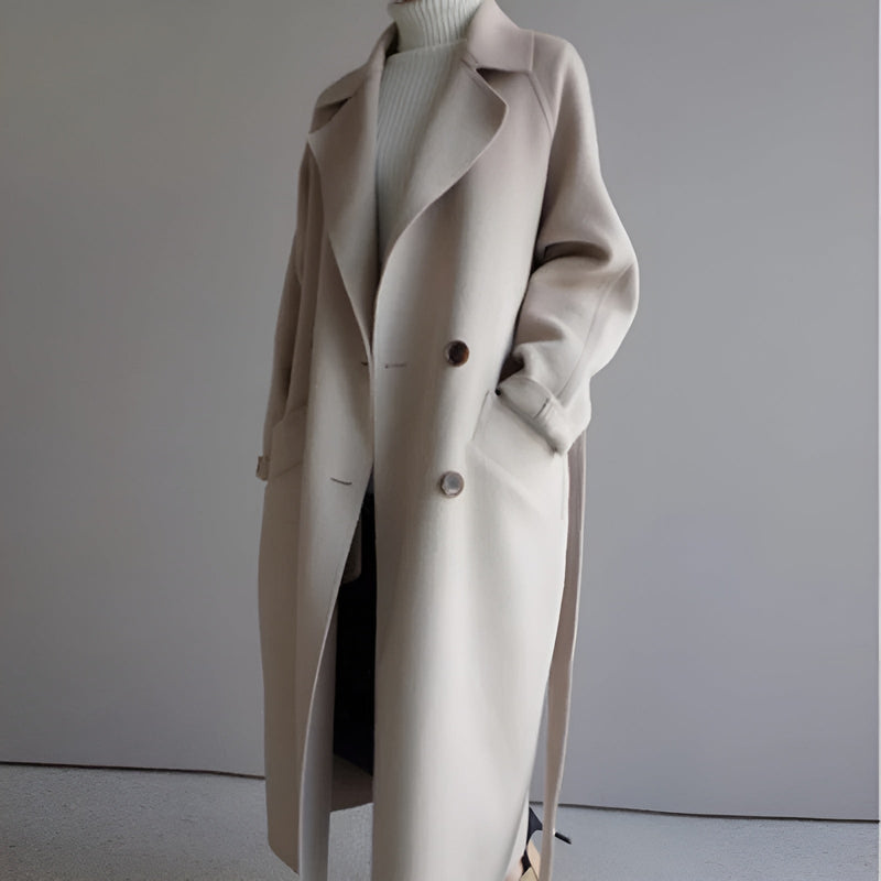 Classic Vintage & Enduringly Stylish Coat