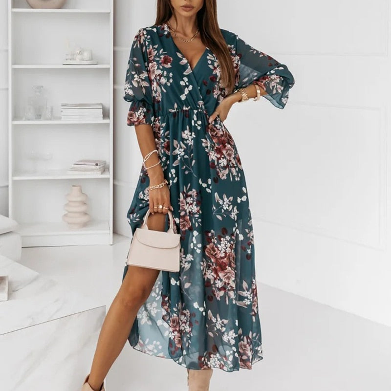 Polished Dress with an Effortless Classic Look
