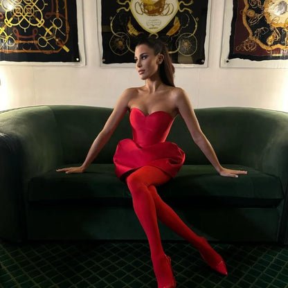 Well Tailored Dress with a Graceful Silhouette