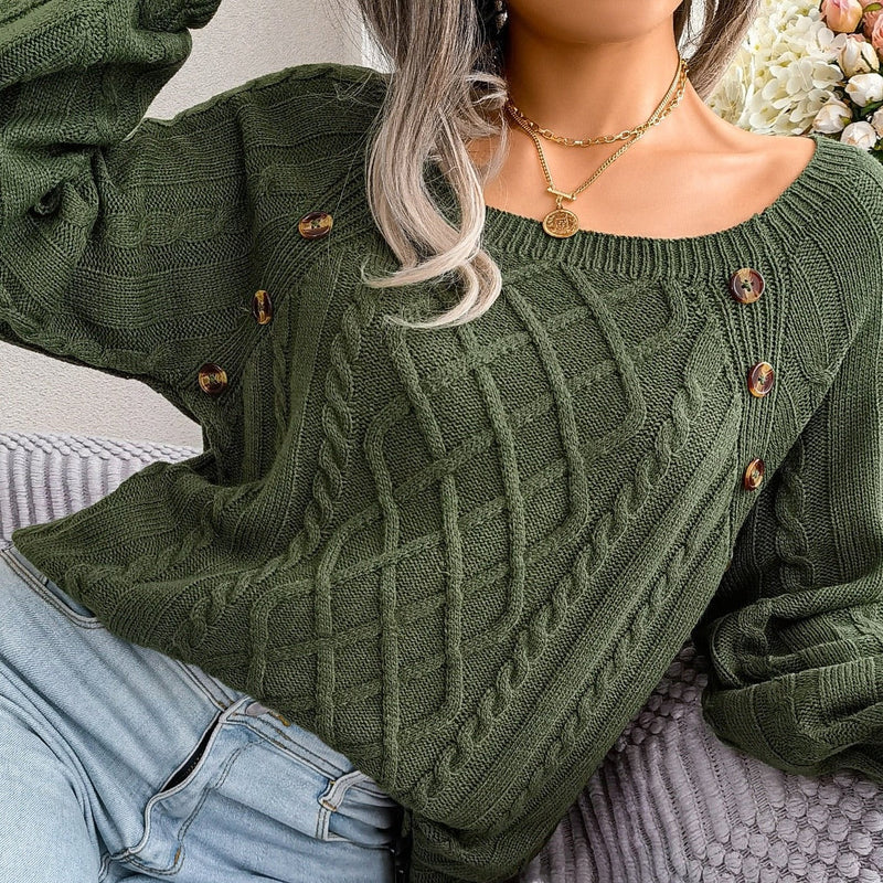 Well Tailored Sweater with a Graceful Silhouette