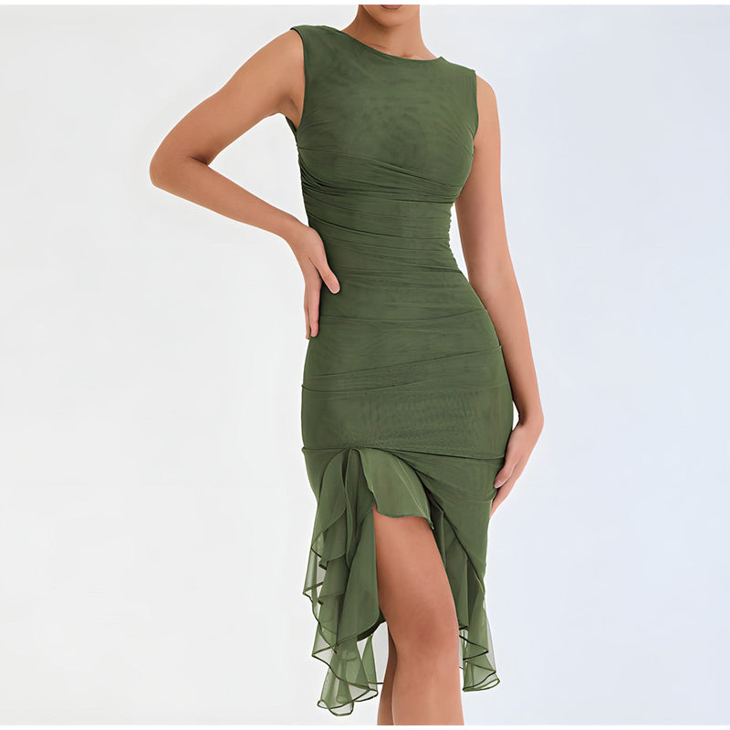 Gracefully Styled Dress for Any Occasion