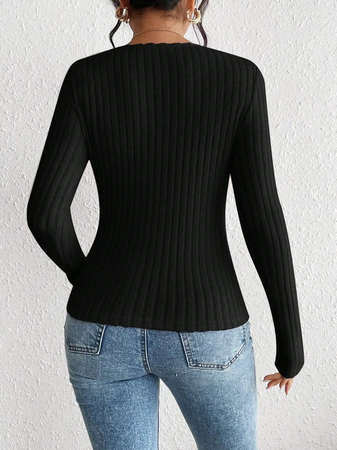 Gracefully Styled Sweater for Any Occasion