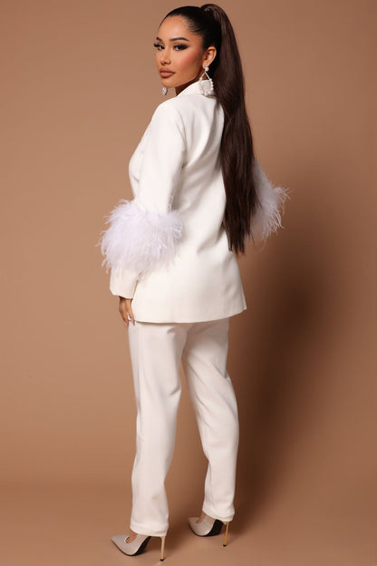 Classic Vintage Pants with a Flattering Fit
