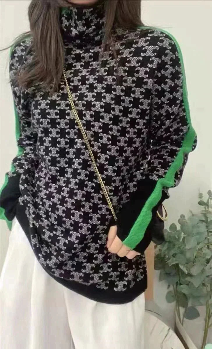 Well Tailored Sweater with a Graceful Silhouette