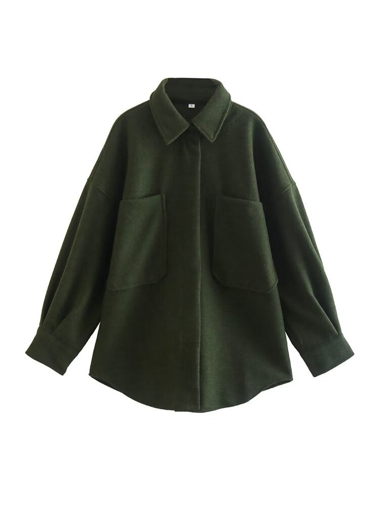 Sophisticated Blouse with a Clean Classic Look