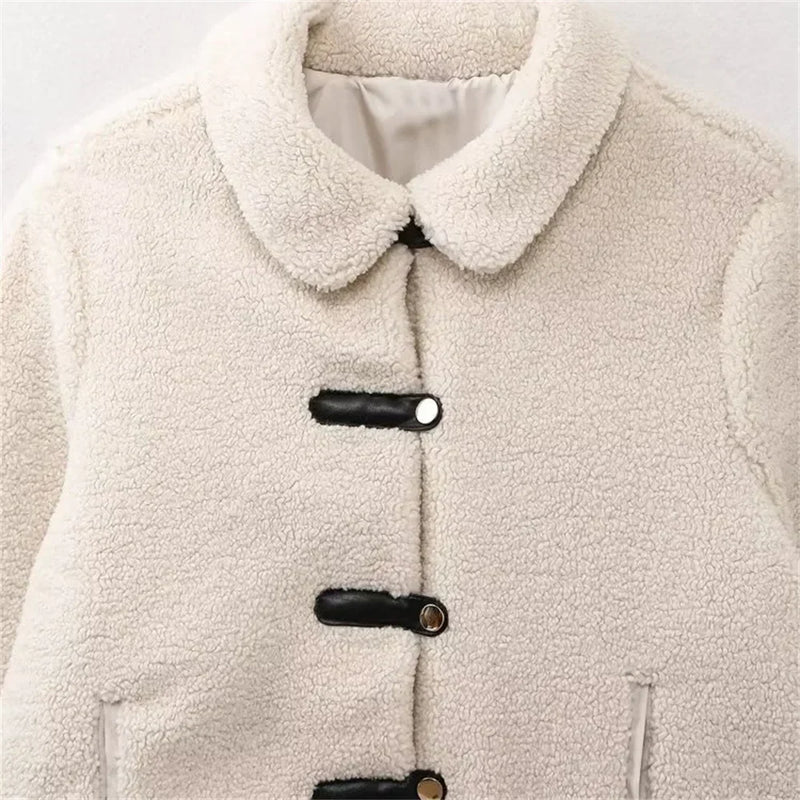 Gracefully Styled Garment for Any Occasion