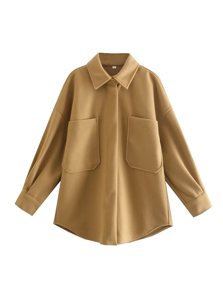Sophisticated Blouse with a Clean Classic Look