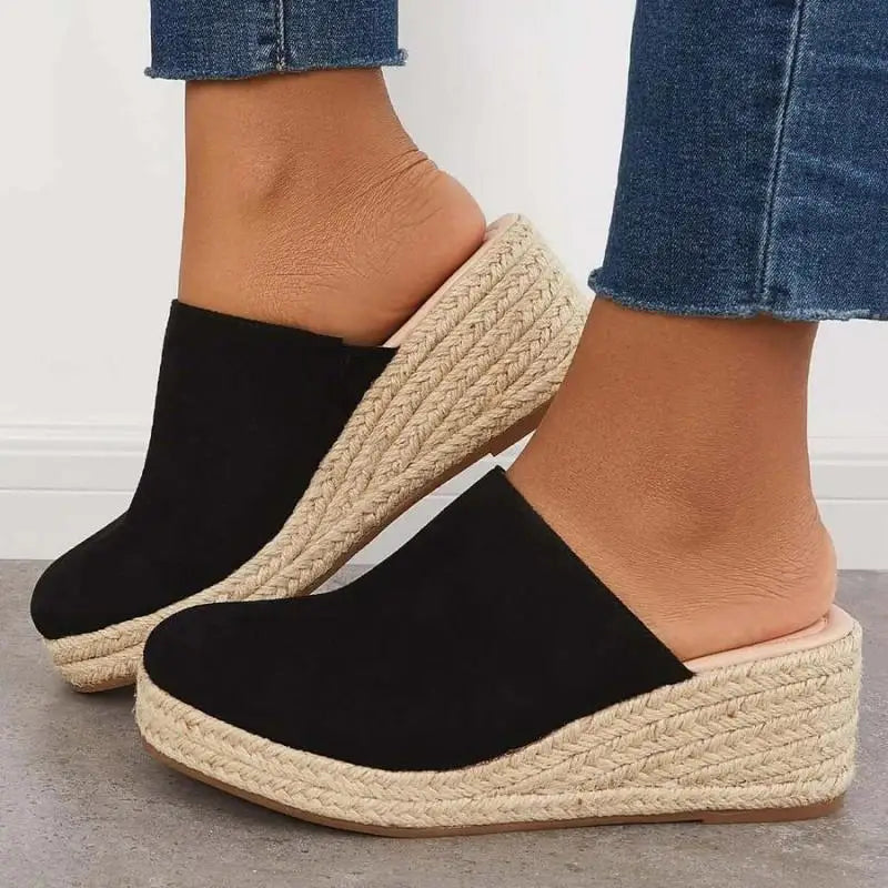 Chic Orthopedic Sandals with Unique Design