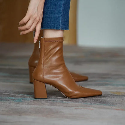 Graceful Orthopedic Boots for Modern Look