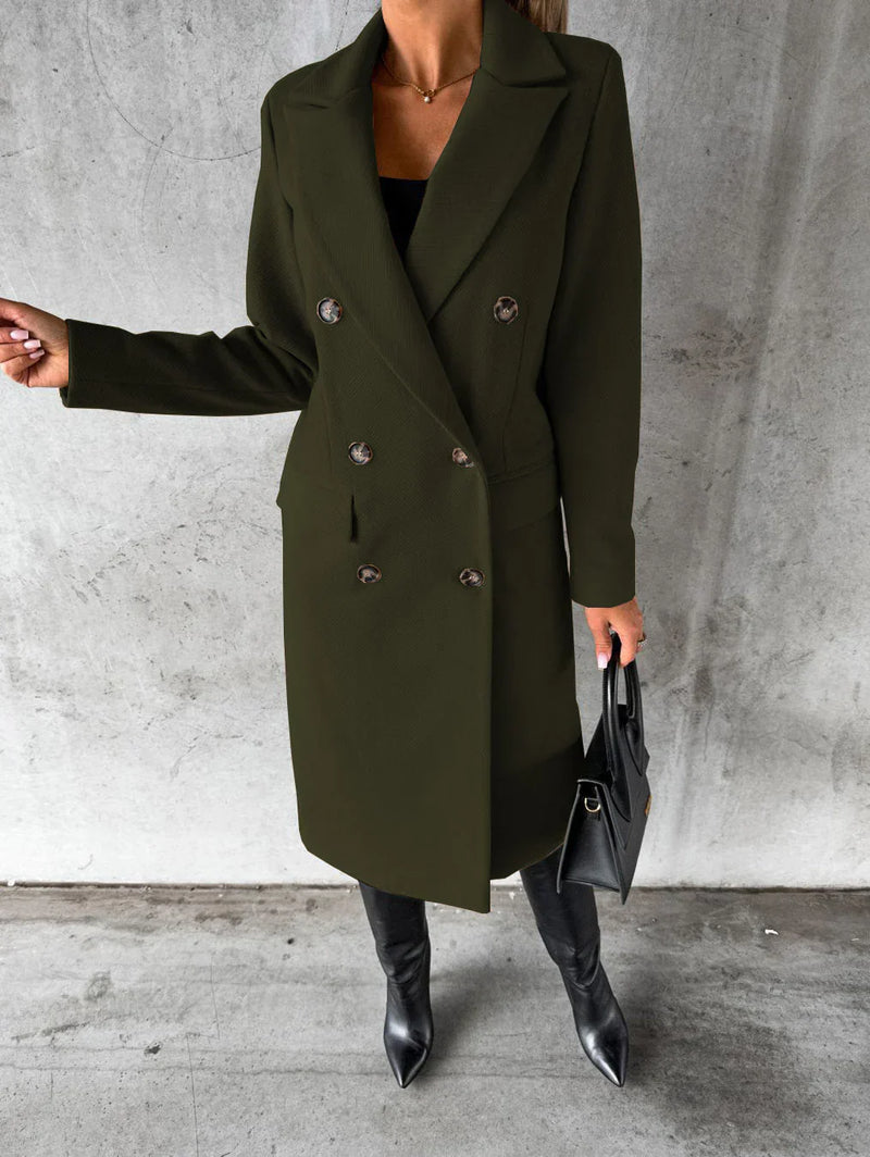 Effortlessly Elegant Coat with a Timeless Design