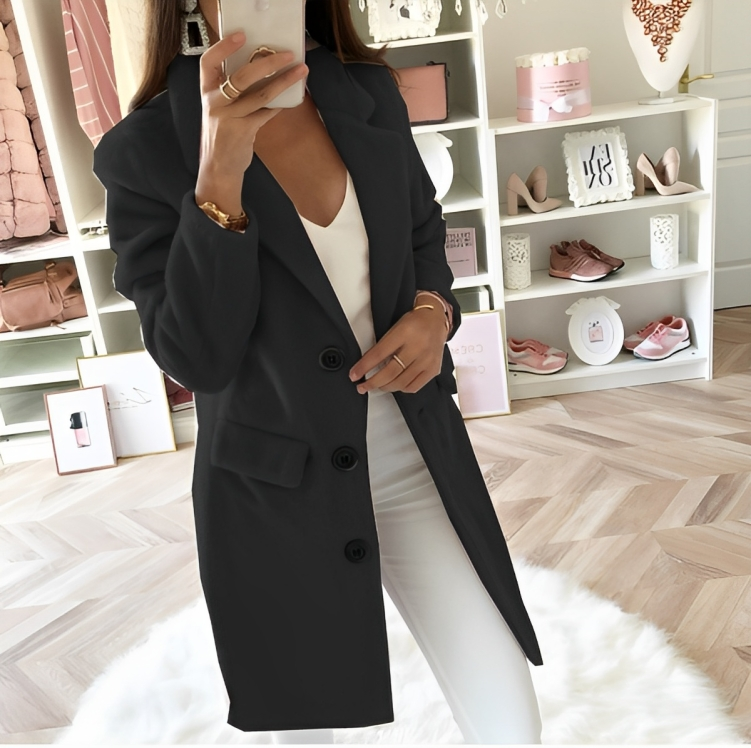 Elegantly Styled Coat for Everyday Wear