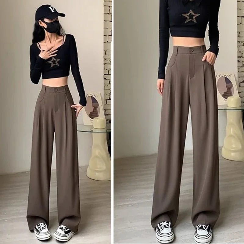 Effortlessly Elegant Pants with a Timeless Design