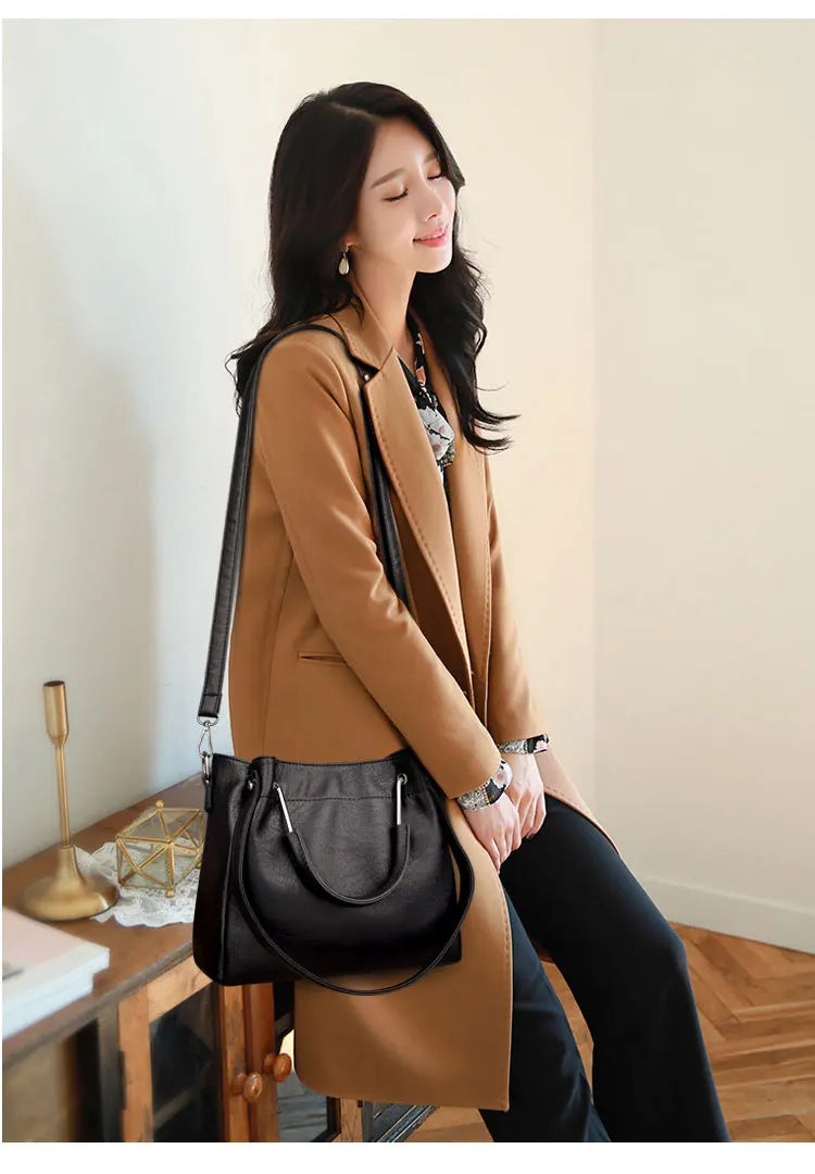 Sophisticated Bag with a Clean Classic Look