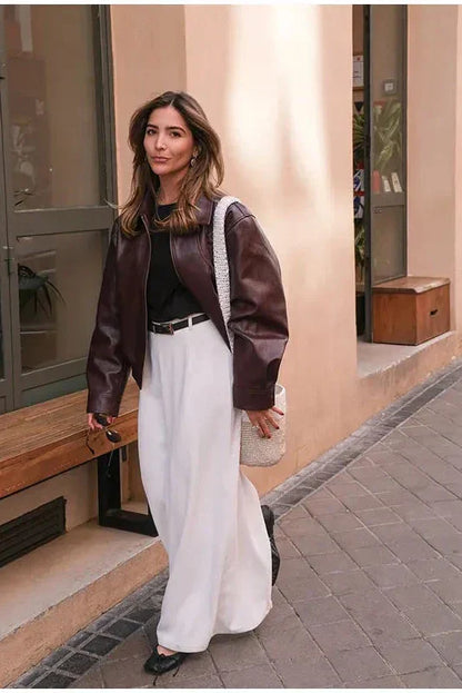 Well Tailored Jacket with a Graceful Silhouette