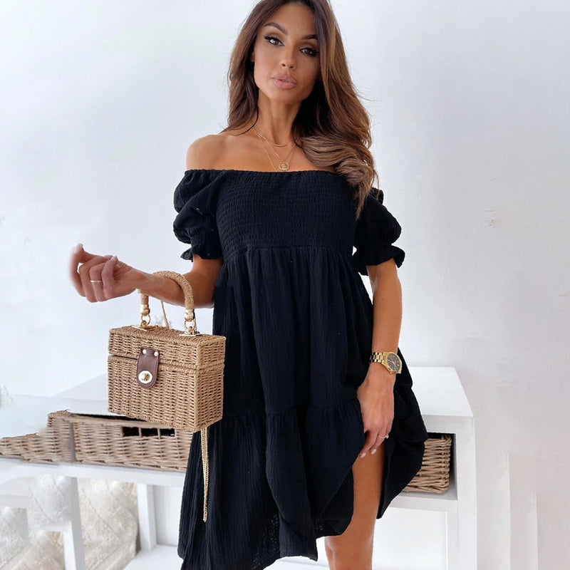 Sophisticated Dress with a Clean Classic Look