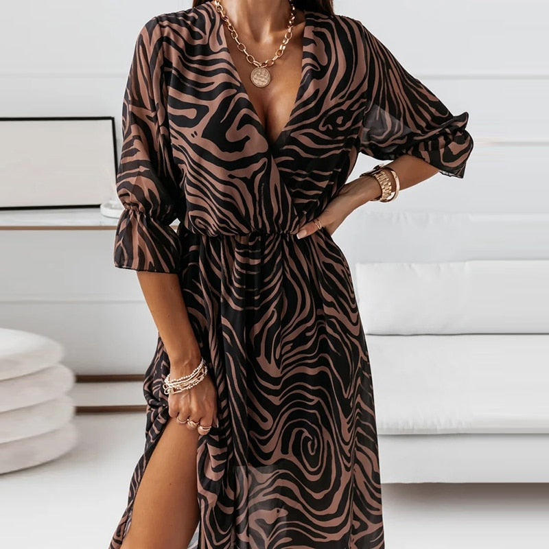 Polished Dress with an Effortless Classic Look
