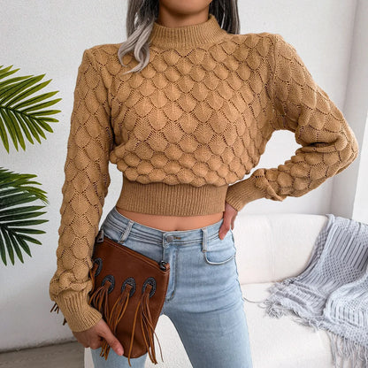 Well Tailored Top with a Graceful Silhouette