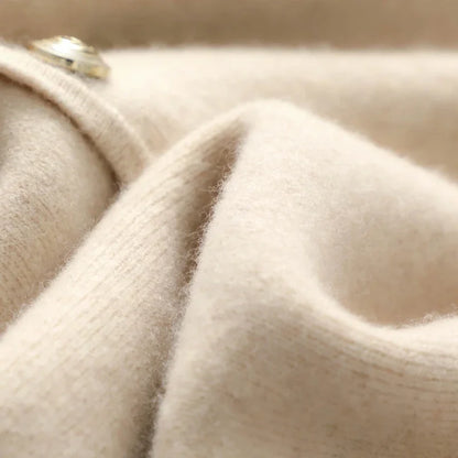 Classic Vintage & Enduringly Stylish Cardigan