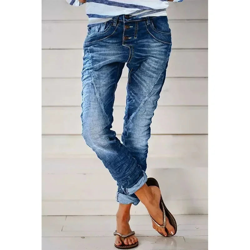 Beautifully Finished Trousers in a Timeless Design